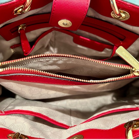 Michael Kors - Cynthia Saffiano Red Leather/Chained Accents/Satchel Bag LIKE NEW - Picture 14 of 16